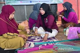 Dishut Kaltim berdayakan kaum perempuan kelola perhutanan sosial