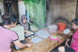 Aroma kedelai dari Perbatasan, kisah Nurlaila membangun Raja Tahu Bengkayang
