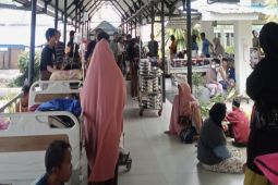 Pasien RS Anuntaloko Parigi dievakuasi akibat gempa M6,7