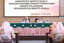Hj Noor Hayati Bahrul Ilmi berharap pertemuan rutin DWP se-Batola tak sekadar agenda seremonial