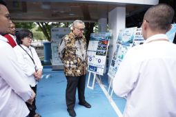 Wamenaker tinjau SPKLU PLN, dorong pengembangan kendaraan listrik nasional
