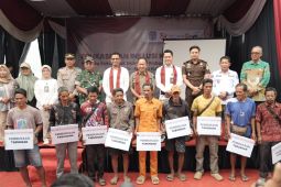 Kolaborasi Bank Jambi dan OJK tingkatkan edukasi serta inklusi keuangan bagi SAD Merangin