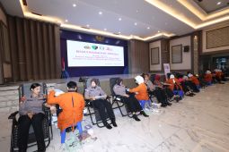 Polda Jatim gelar donor darah sambut Hari Bhayangkara ke-80