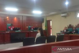 Sherly bantah melukai wajah Rolan, PH: Justru klien kami dan kakaknya korban