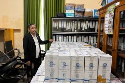 Sebanyak 212 kemasan air zam zam tiba di Kabupaten Batang Hari