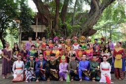 Komunitas tari FISIP UI membawa misi budaya Nusantara ke panggung Eropa