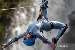 Wisata petualangan canyoneering di air terjun Sisundung Tapsel jadi daya tarik baru