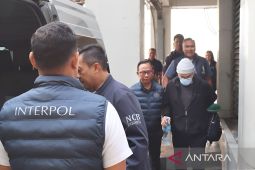 Divhubinter Polri ekstradisi bos Kresna Life dari Maroko