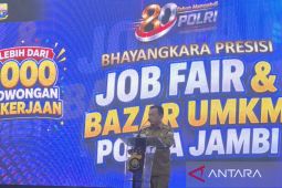 Gubernur Jambi nilai bursa kerja solusi atasi masalah sosial