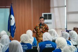 Ketua DPRD Kota Bogor berikan motivasi leadership di acara IWAPI