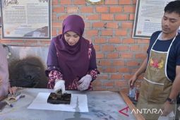 Dekranasda Kota Jambi dorong anak putus sekolah kuasai keterampilan membatik
