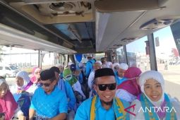 Jamaah haji Gorontalo kloter 30 tiba di Bandara Djalaluddin
