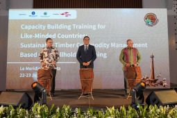 Kemenlu-IPB-LDKPI selenggarakan pelatihan pengelolaan kayu berkelanjutan diikuti peserta dari 16 negara