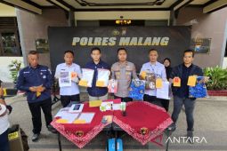 Polres Malang tangkap dua ASN gadungan tersangka penipuan UMKM