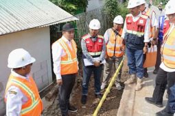 Bupati Karawang tinjau pekerjaan peningkatan jalan Ciranggon-Kutagandok