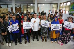 Pedagang terdampak kebakaran Pasar Dwikora Pematangsiantar dapat bantuan Rp10 juta
