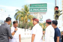 Papan nama jalan perkotaan di Buleleng pakai daur ulang sampah plastik