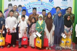 Kemenag Rejang Lebong salurkan 300 paket Lebaran Yatim