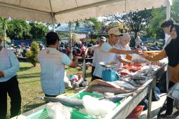 Dinas Perikanan Belitung gelar bazar ikan murah bantu masyarakat penuhi pangan bergizi