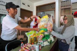 Pasar rakyat Koperasi Kelurahan Merah Putih di Surabaya