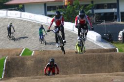 Race pertama Banyuwangi BMX Supercross