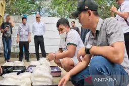 Polhukam kemarin dari perkara penggelapan hingga pengungkap 128 kilogram sabu
