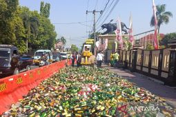 Polresta Cirebon musnahkan miras senilai Rp1 miliar