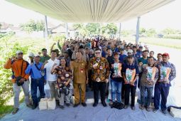 Pemkab Kediri salurkan 200 ton benih jagung dukung ketahanan pangan