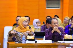 Gubernur Khofifah dukung perluasan digitalisasi bansos di Jatim