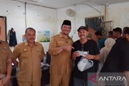 Bupati Aceh Tamiang: Tidak boleh ada pemotongan bansos jadup korban bencana