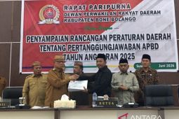 Bupati Bone Bolango sampaikan RANPERDA pertanggungjawaban APBD 2025 ke DPRD