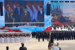 Prabowo terima medali kehormatan Loka Praja Samrakshana