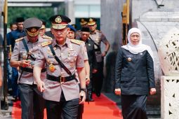 Khofifah apresiasi dedikasi Polri kawal pembangunan