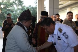 Gubernur Babel sambut kedatangan Mendikdasmen