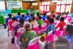 Pemprov Papua Tengah latih kaum perempuan gereja agar jadi UMKM andal