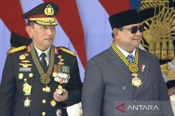Presiden ingatkan Polri jaga demokrasi dan jamin penyampaian pendapat