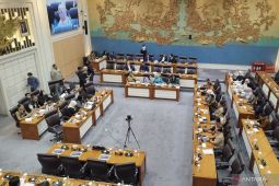 Saldo miliaran ditahan TikTok Shop, pelaku UMKM lapor Komisi VII DPR