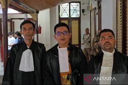 Penasihat hukum minta penahanan terdakwa korupsi dana BOS MAS Farhan Syarif Hidayah ditangguhkan