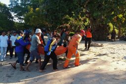 Pemancing yang terjatuh ke palung Pantai Bama ditemukan tewas