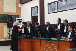 Dokter Tifa hadiri sidang perdana di PN Jaktim bersama 25 advokat