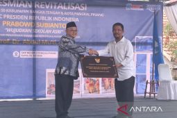 Mendikdasmen tambah 800.000 papan interaktif digital di sekolah
