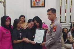 Kapolri naikkan pangkat anggota gugur saat operasi narkoba di Katingan, Kalimantan Tengah