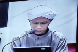 Ustadz Luthfi ingatkan kaum Muslim jangan putus asa berdo'a