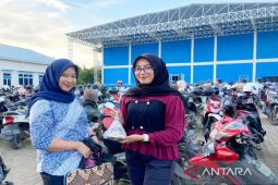 Mahasiswa Univsm kembangkan usaha bolen pisang lilit