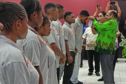 Papua Pegunungan lepas 100 peserta Adem ke empat daerah di Pulau Jawa
