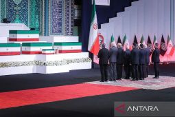 Delegasi pemimpin dunia beri penghormatan terakhir kepada Khamenei