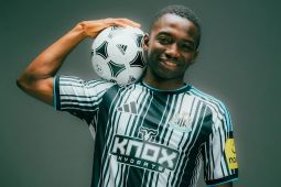Newcastle merekrut sayap muda Pantai Gading Bazoumana Toure