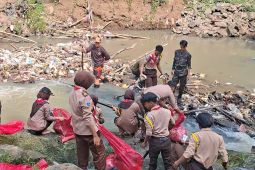 DLH Kota Serang optimalkan penanganan sampah Sungai Cibanten