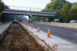 Jasa Marga lanjutkan kegiatan perbaikan jalan Tol Cipularang dan Padaleunyi
