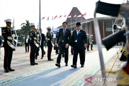 Prabowo dan PM Singapura sepakat Selat Malaka tetap pelayaran terbuka
